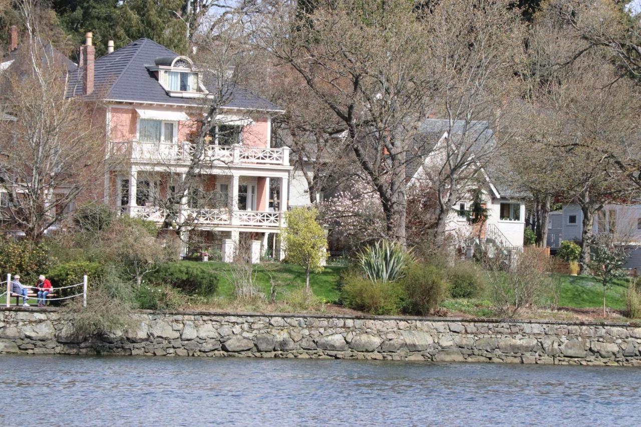 Lipton Place By Elegant Waterfront Esquimalt Luaran gambar